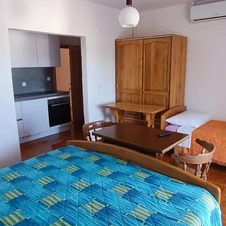 Studio Apartman 9 Appartement